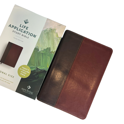 NLT Life Application Study Bible, Third Edition, Personal Size
